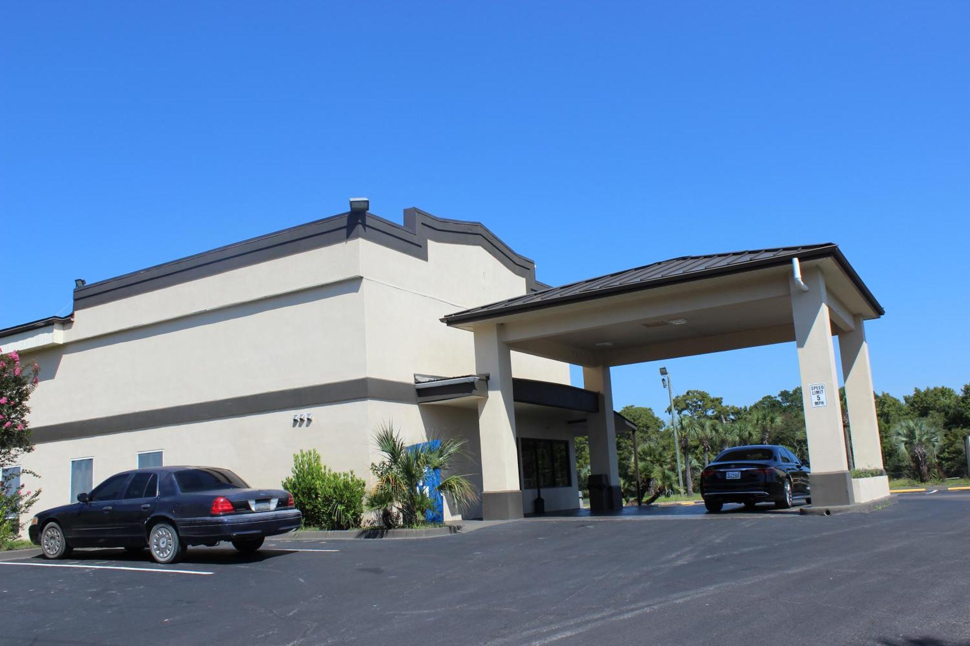 Riverfront Inn Conway Exterior photo